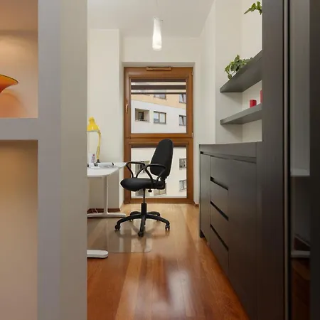 With Study Powstańców śląskich By Renters Apartamento *