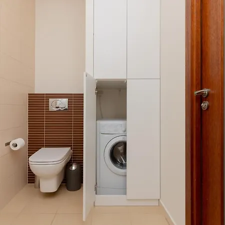 With Study Powstańców śląskich By Renters Apartamento Varsóvia