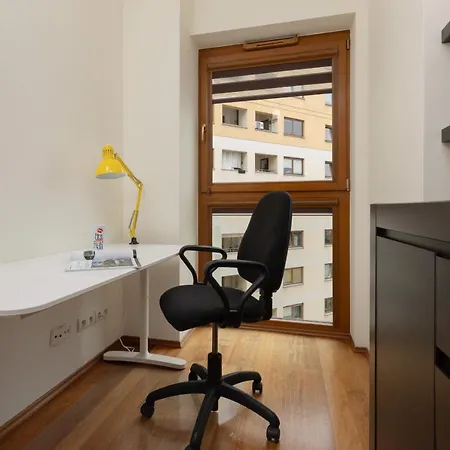 With Study Powstancow Slaskich By Renters Warschau