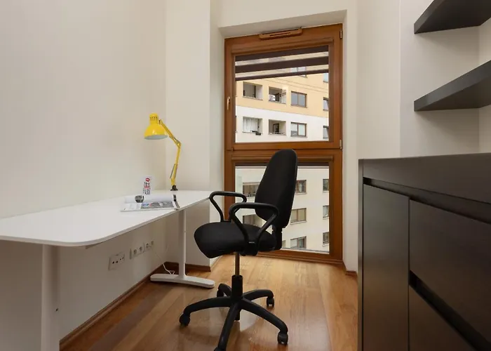 With Study Powstancow Slaskich By Renters Βαρσοβία