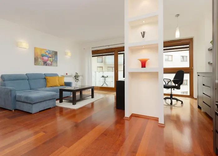 Apartman With Study Powstancow Slaskich By Renters Varsó