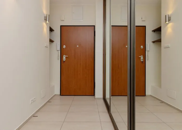 With Study Powstancow Slaskich By Renters Varsó