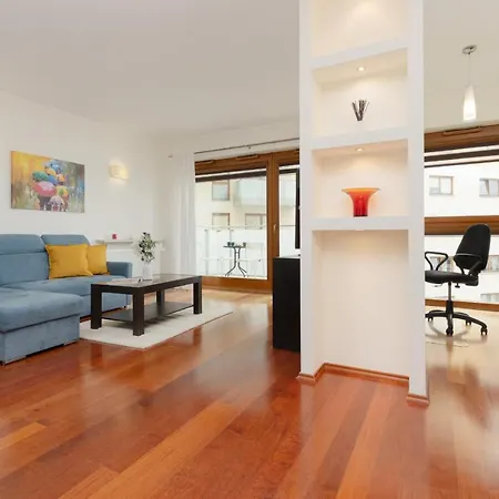 Apartment With Study Powstancow Slaskich By Renters Warsaw