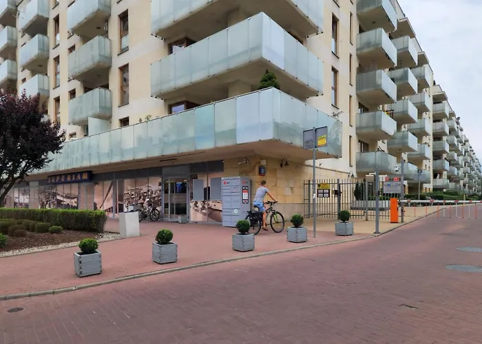 With Study Powstancow Slaskich By Renters דירה ורשה